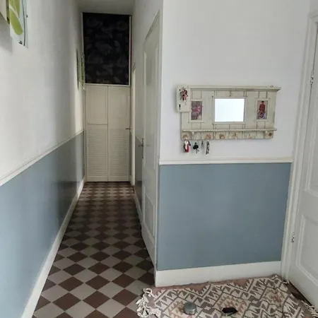 Townhouse Center *